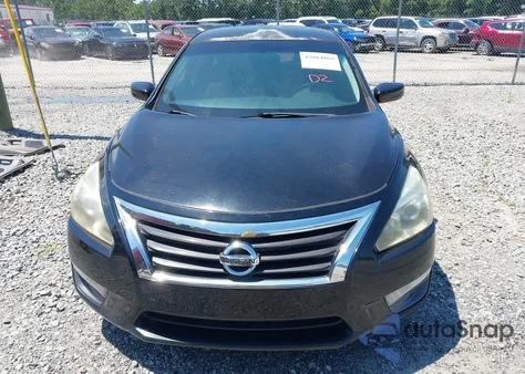 2015 Nissan Altima 2.5 S из США, поврежденный, VIN 1N4AL3AP0FC167531